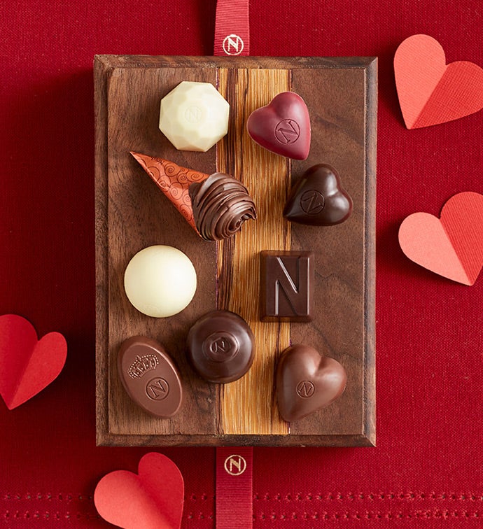 Neuhaus Infinite Love Heart Box