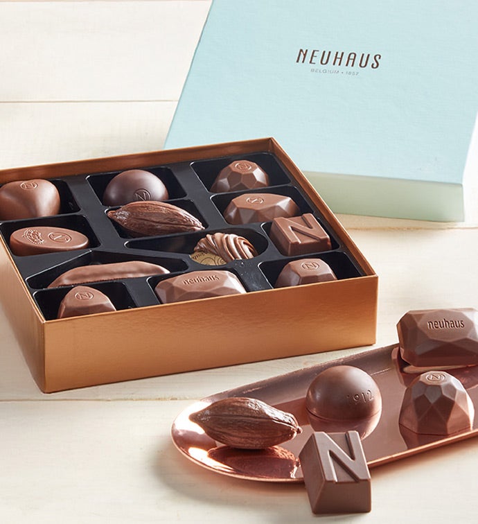 Neuhaus Collection Milk 12 pc