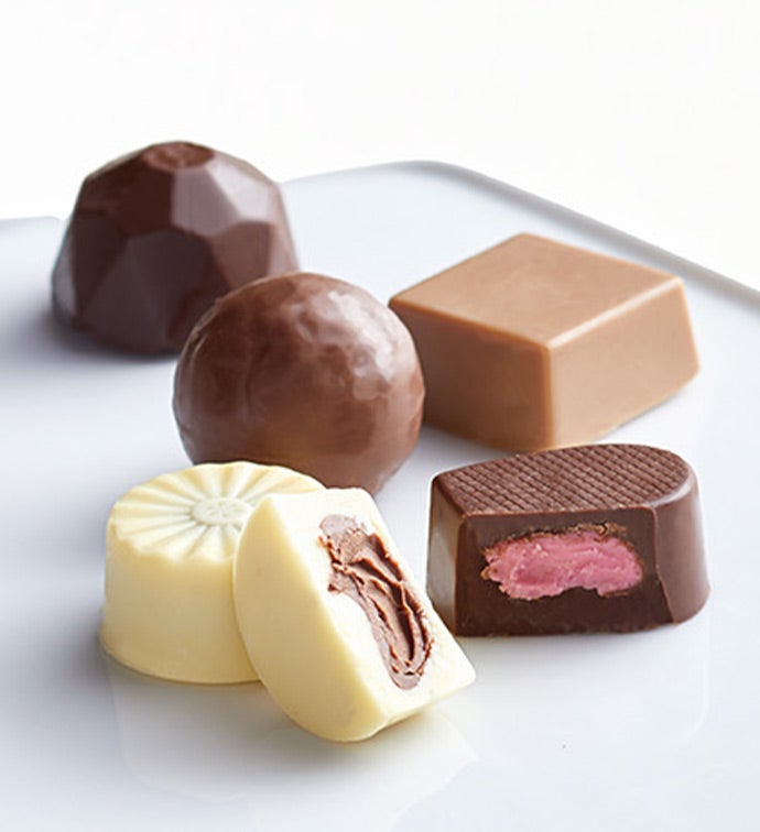 Simply Chocolate® Merry Christmas 18pc Choc Box